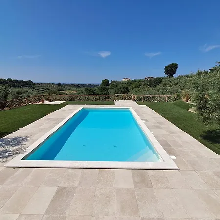 Il Giardino Degli Ulivi Nocleg ze śniadaniem *