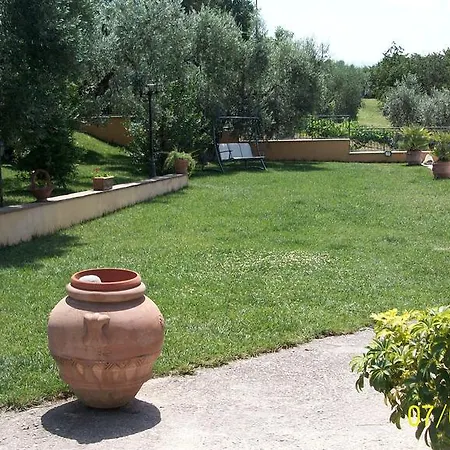 Nocleg ze śniadaniem Il Giardino Degli Ulivi Canneto (Lazio)